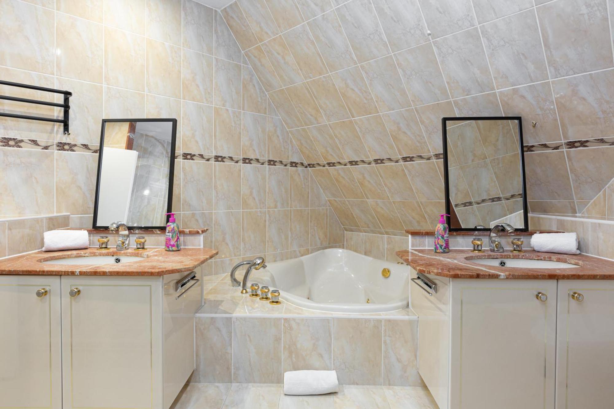 Gites Spa Strasbourg - Villa Ours - Spa Prive, Sauna, Borne D'Arcade, Babyfoot Ittenheim Kültér fotó